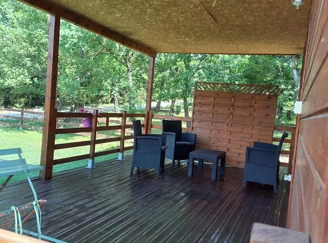 2 Pers. + Bebe * Montolieu